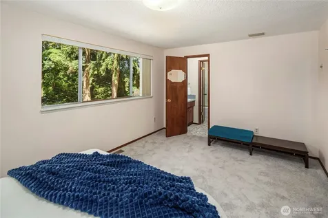 344 S 183rd Street Burien WA 98148