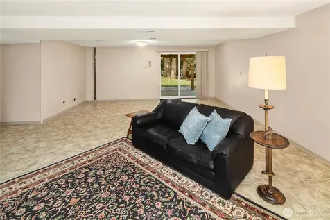 344 S 183rd Street Burien WA 98148