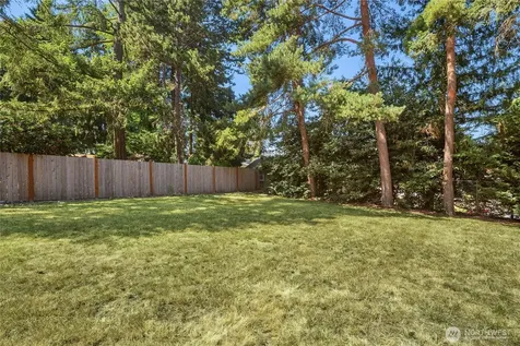 344 S 183rd Street Burien WA 98148