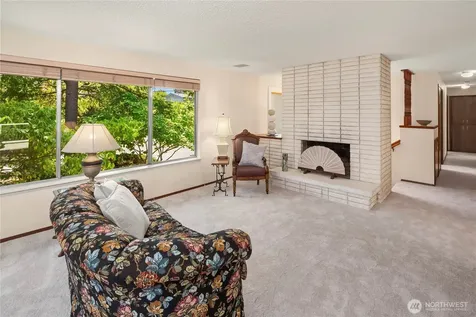 344 S 183rd Street Burien WA 98148