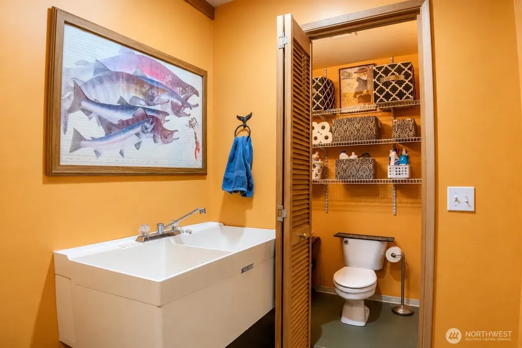 1102 309th Place Ocean Park WA 98640