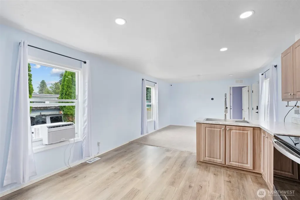 1112 S Yew Street Centralia WA 98531