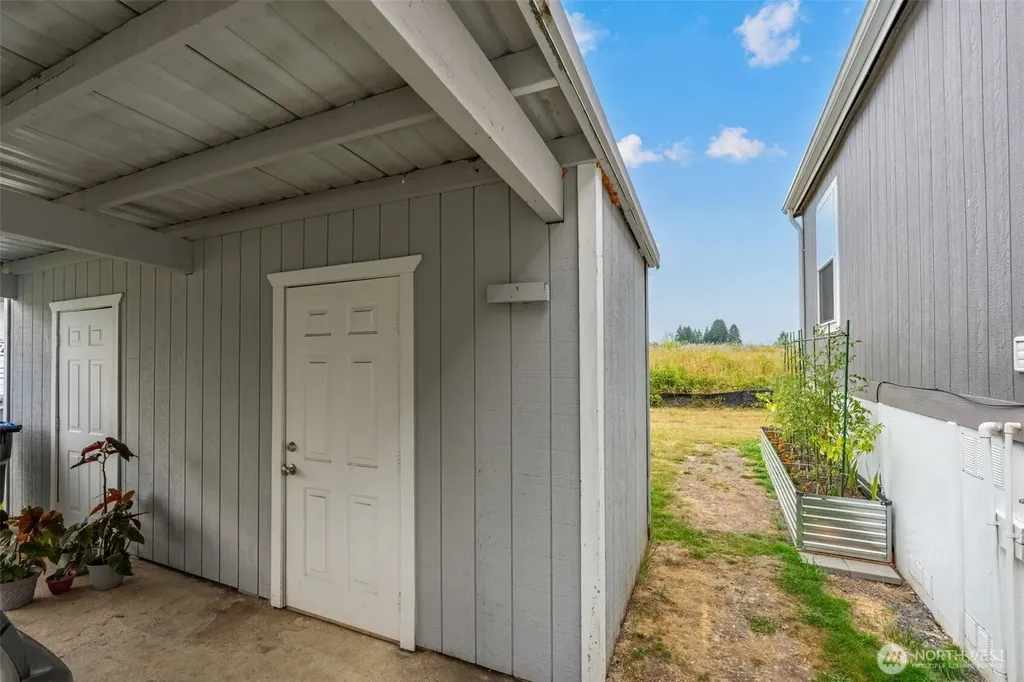 1112 S Yew Street Centralia WA 98531