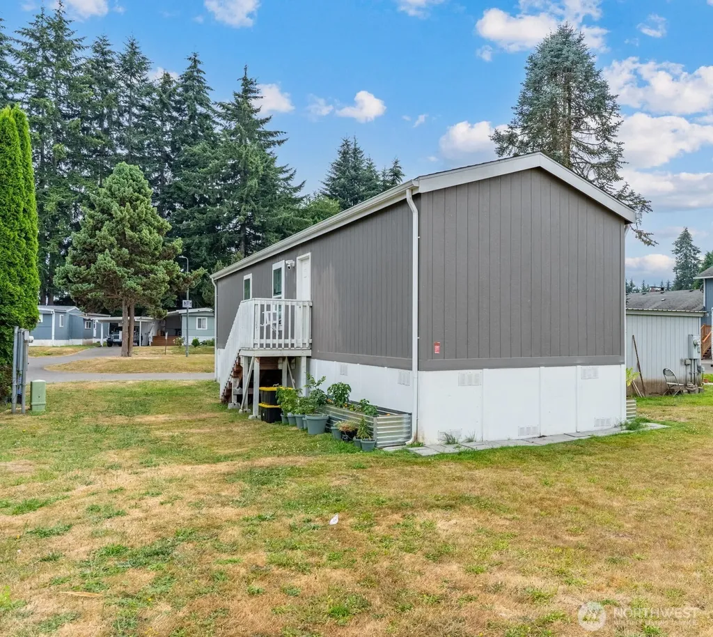 1112 S Yew Street Centralia WA 98531