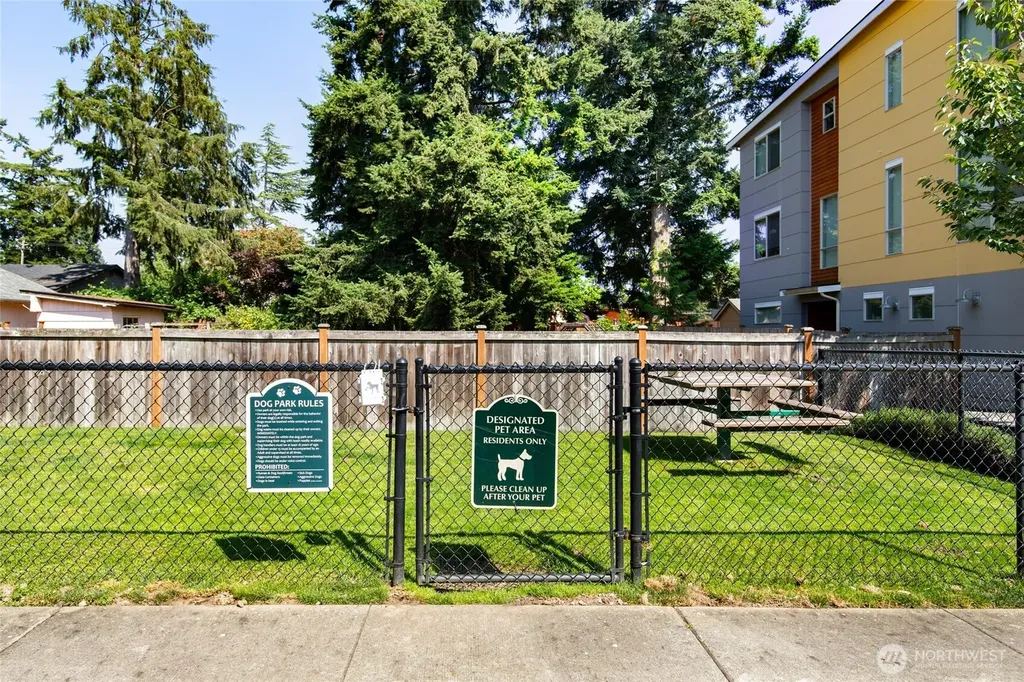7628 222nd Street SW Edmonds WA 98026
