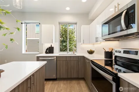 7628 222nd Street SW Edmonds WA 98026
