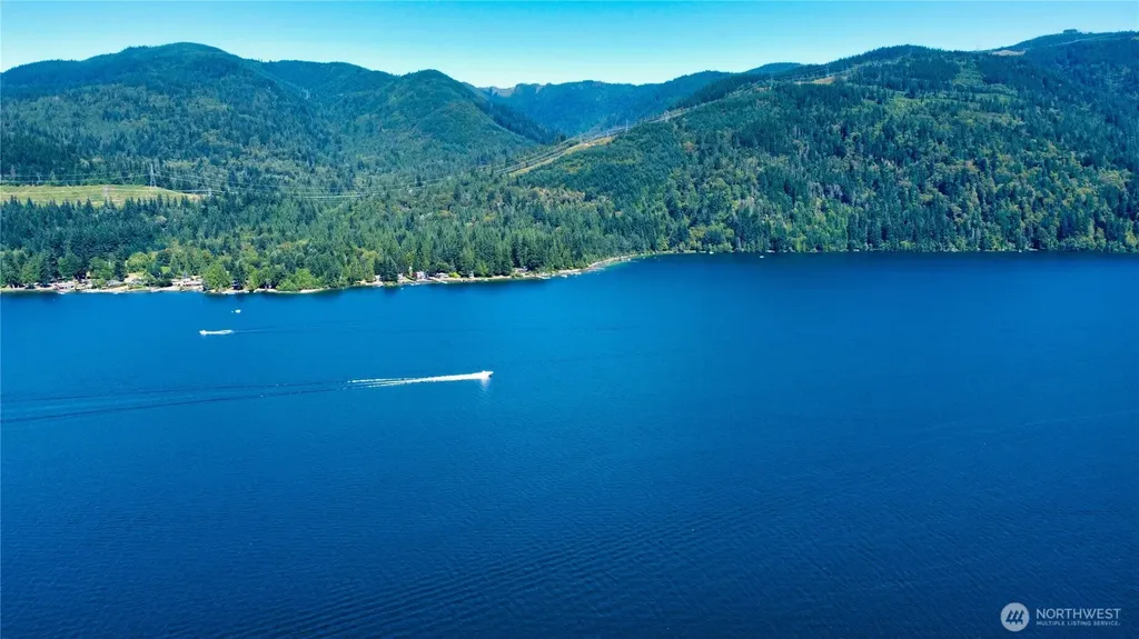 74 Lake Louise Drive Bellingham WA 98229