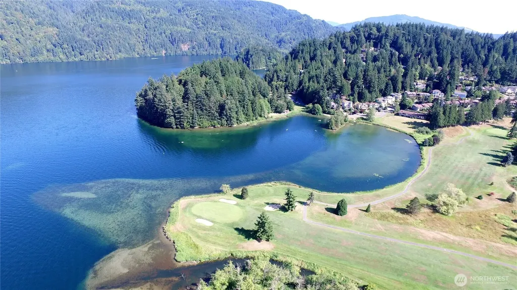 74 Lake Louise Drive Bellingham WA 98229
