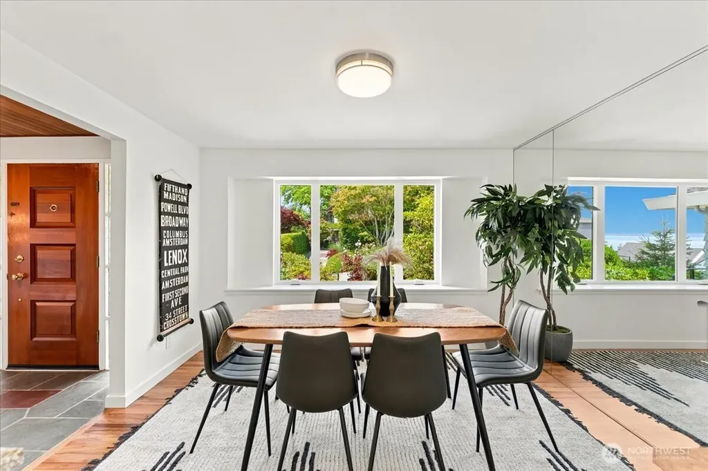 2127 99th Street Seattle WA 98117