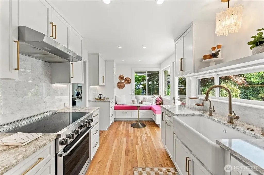 2127 99th Street Seattle WA 98117