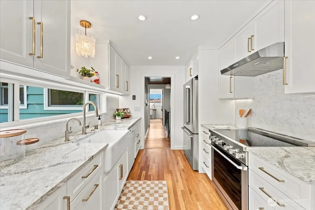 2127 99th Street Seattle WA 98117