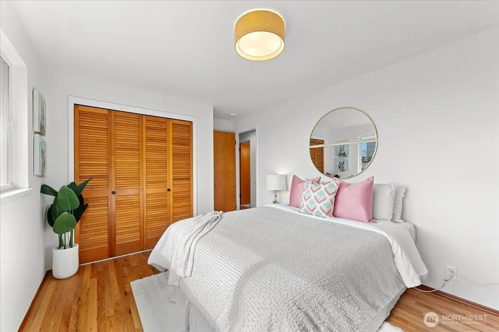 2127 99th Street Seattle WA 98117
