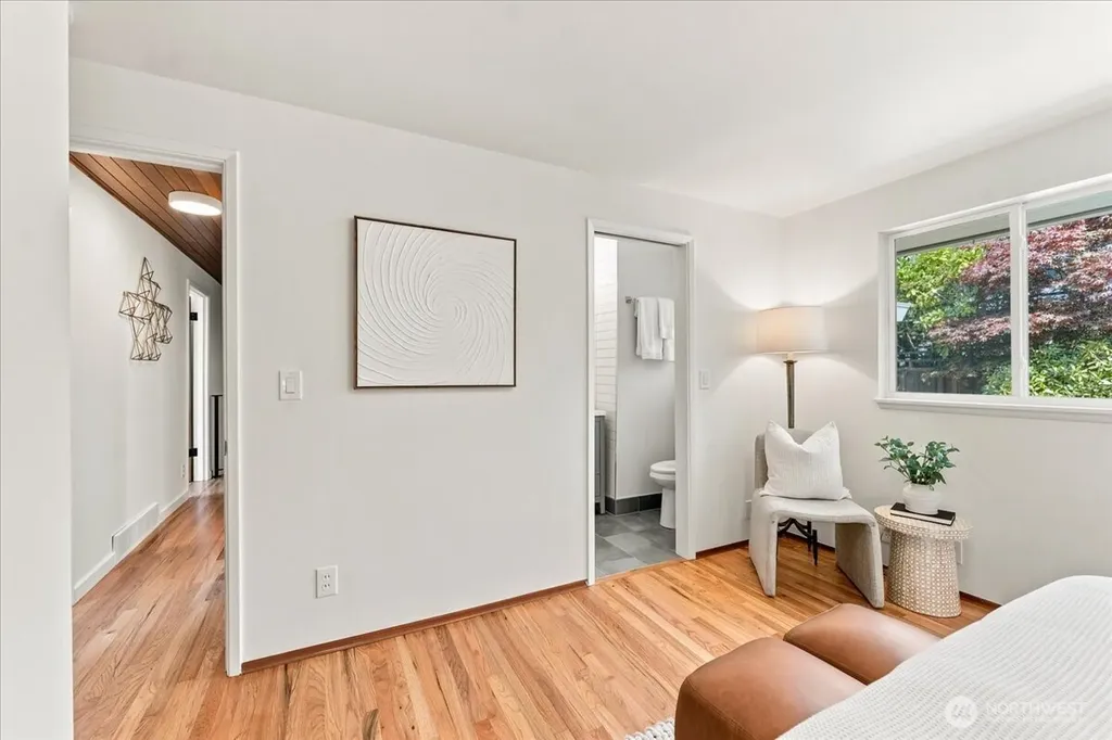 2127 99th Street Seattle WA 98117