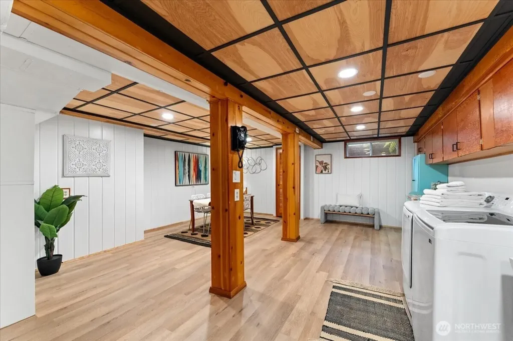 2127 99th Street Seattle WA 98117
