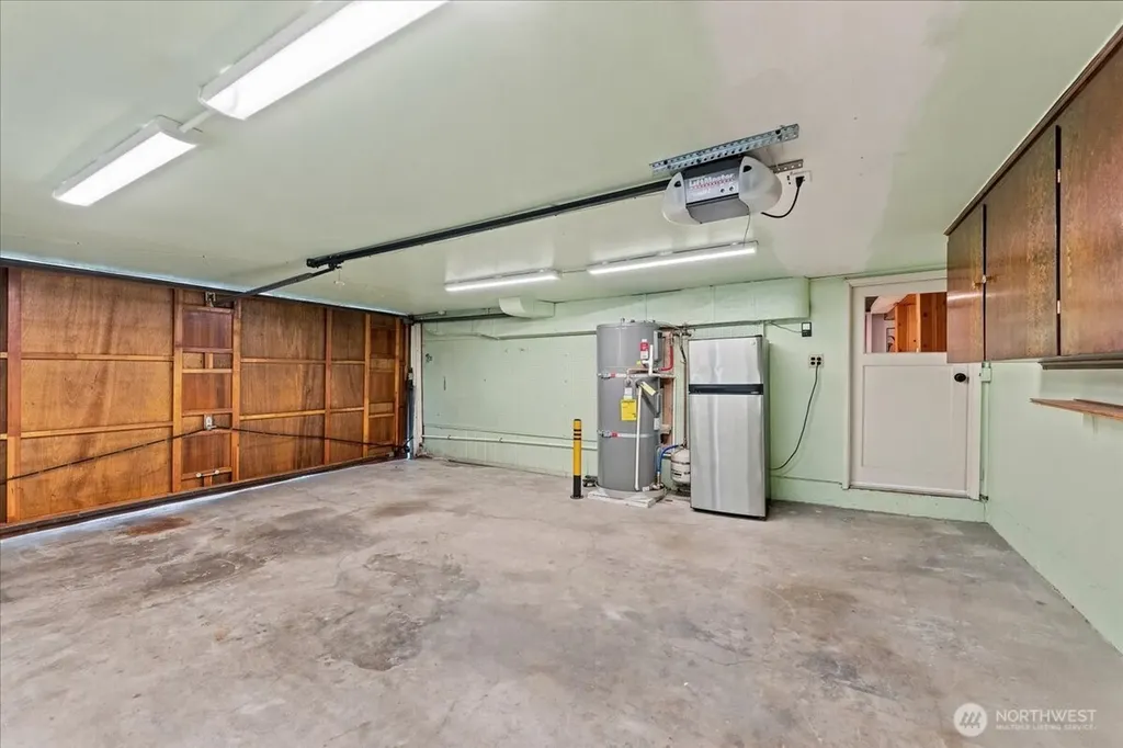 2127 99th Street Seattle WA 98117