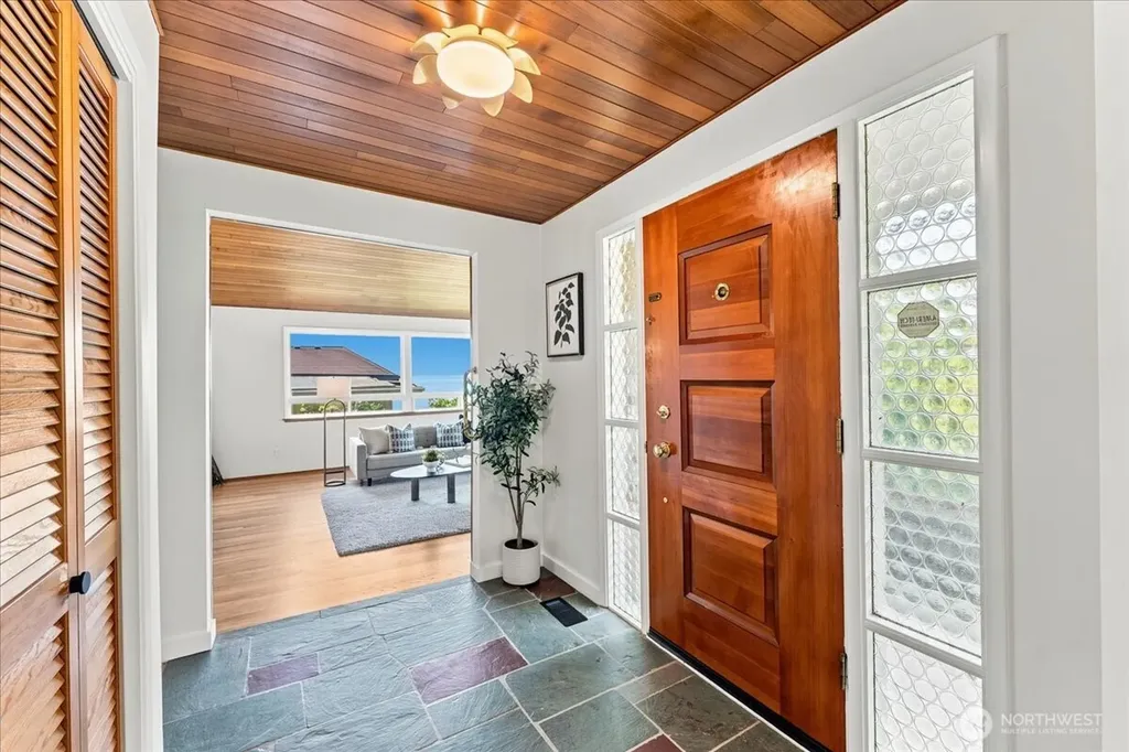 2127 99th Street Seattle WA 98117