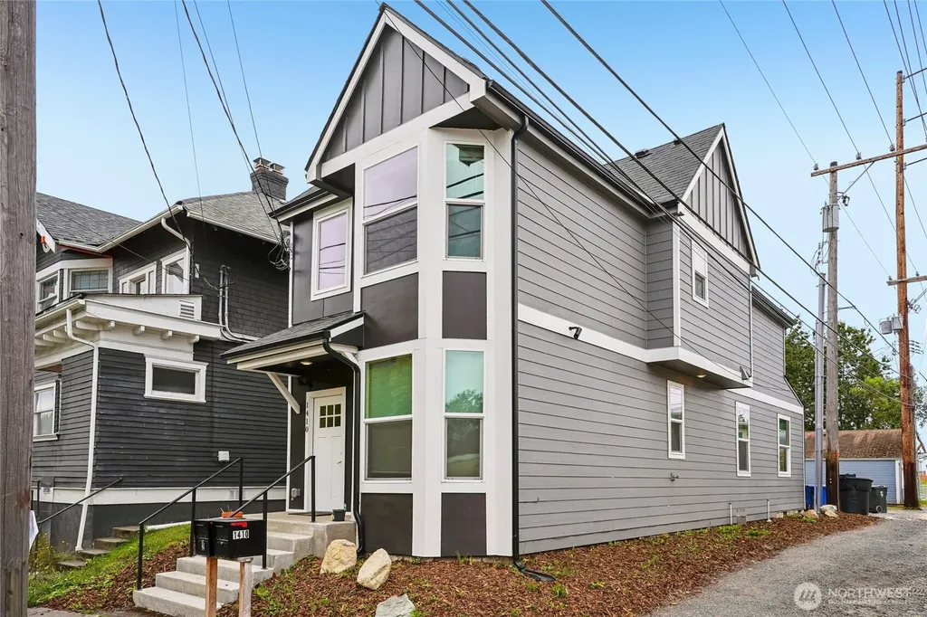 1410 6th Avenue Tacoma WA 98405