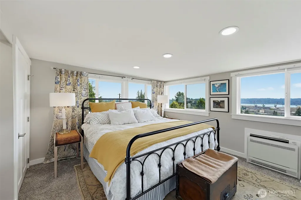 205 S Hartford Bremerton WA 98312