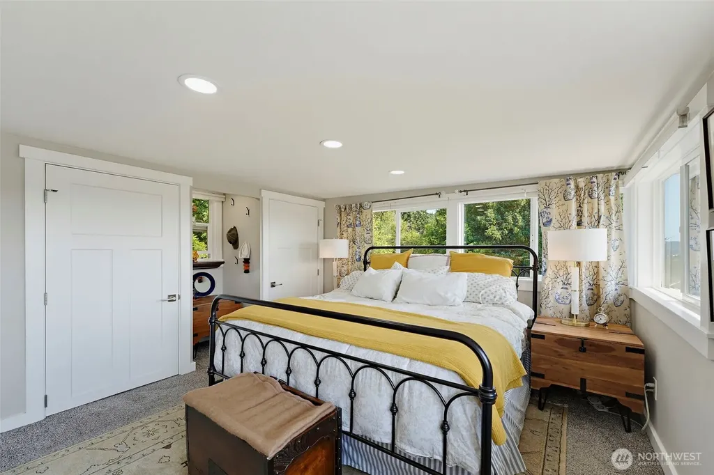 205 S Hartford Bremerton WA 98312