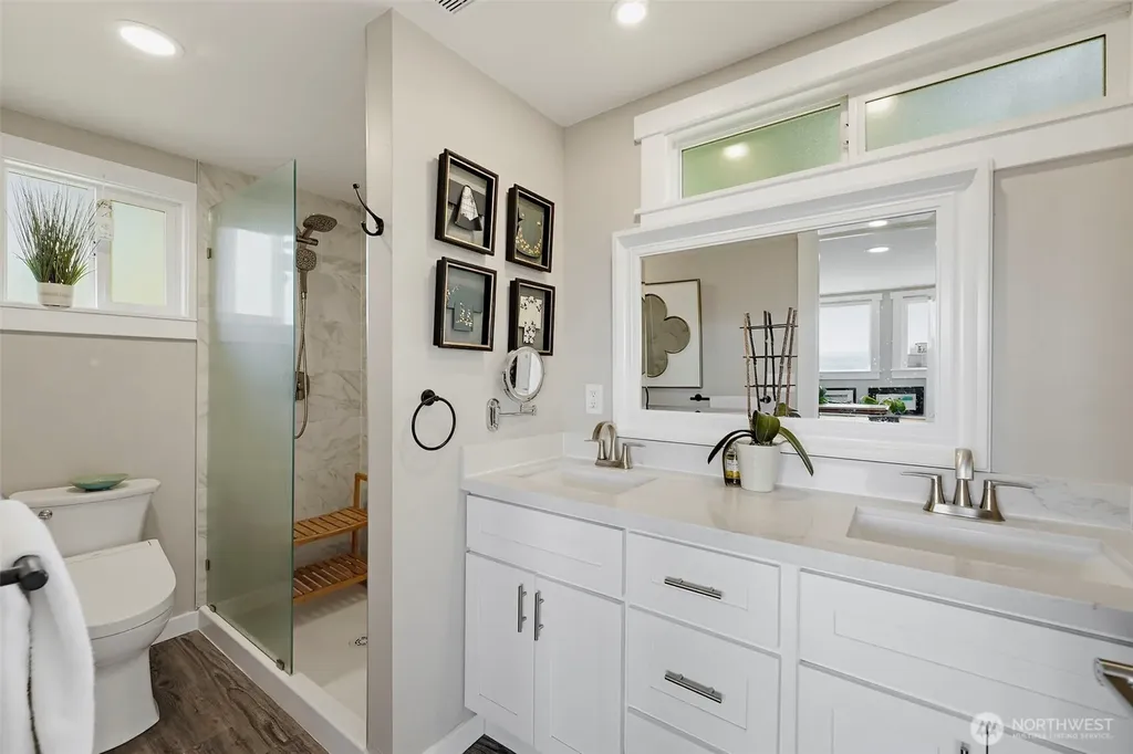 205 S Hartford Bremerton WA 98312