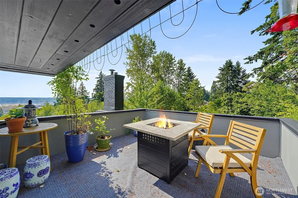 205 S Hartford Bremerton WA 98312