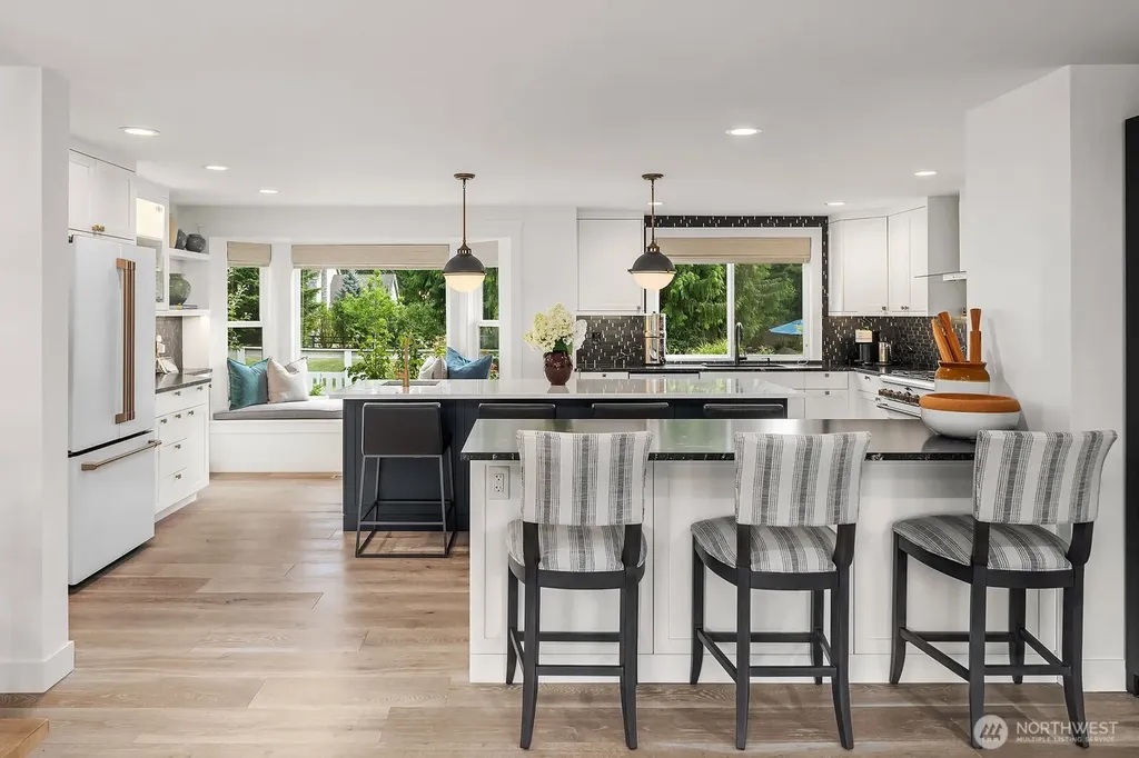16207 NE 165th Street Woodinville WA 98072
