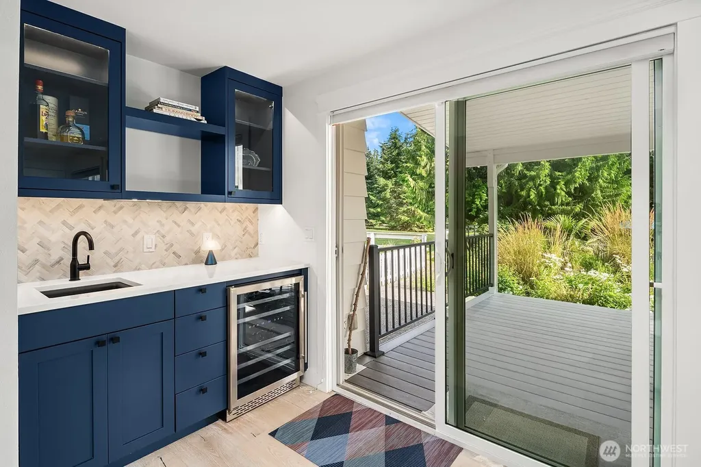 16207 NE 165th Street Woodinville WA 98072