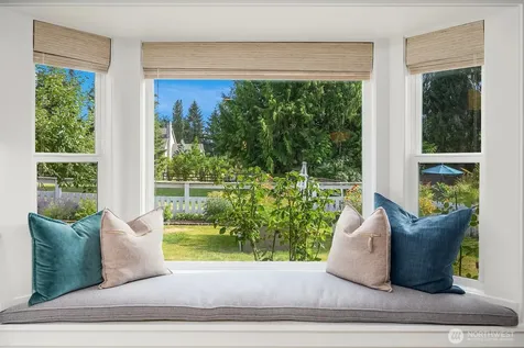 16207 NE 165th Street Woodinville WA 98072