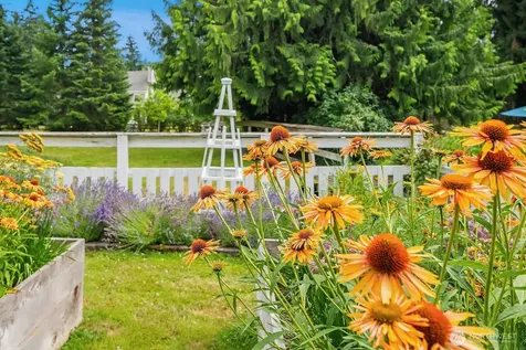 16207 NE 165th Street Woodinville WA 98072