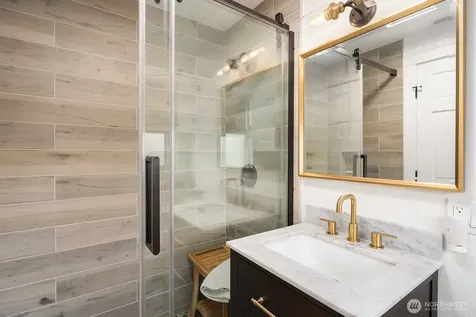 16207 NE 165th Street Woodinville WA 98072