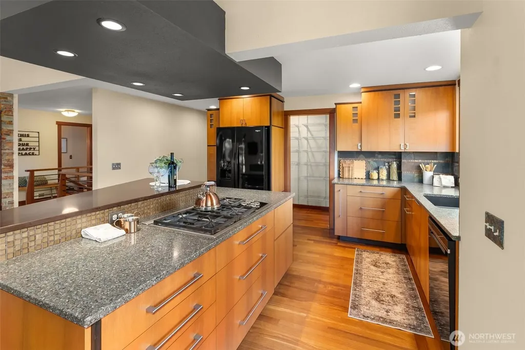 2126 Log Cabin Road SE Olympia WA 98501