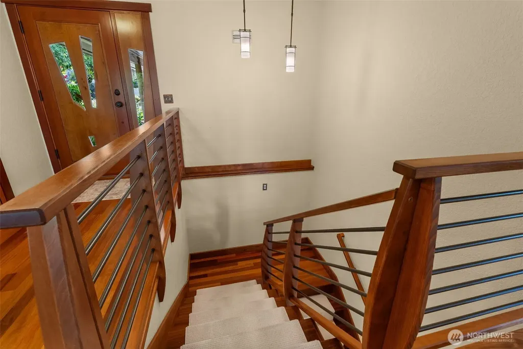 2126 Log Cabin Road SE Olympia WA 98501