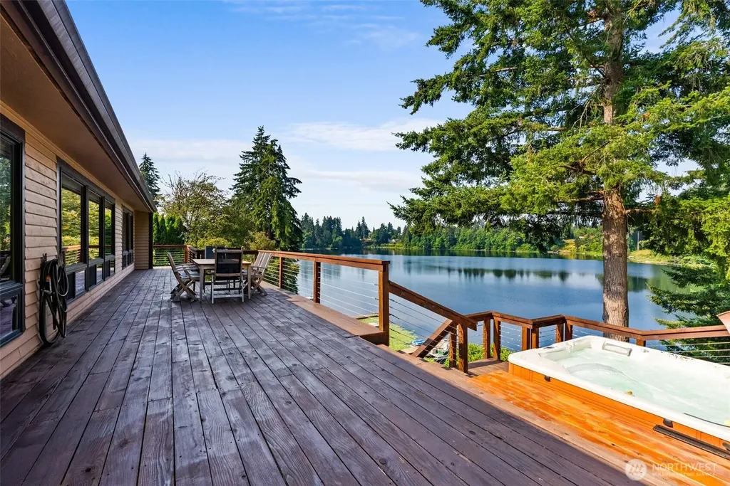 2126 Log Cabin Road SE Olympia WA 98501