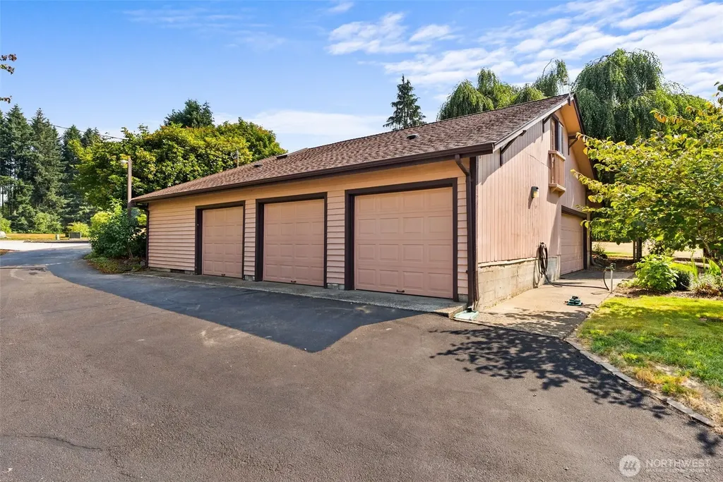 2126 Log Cabin Road SE Olympia WA 98501
