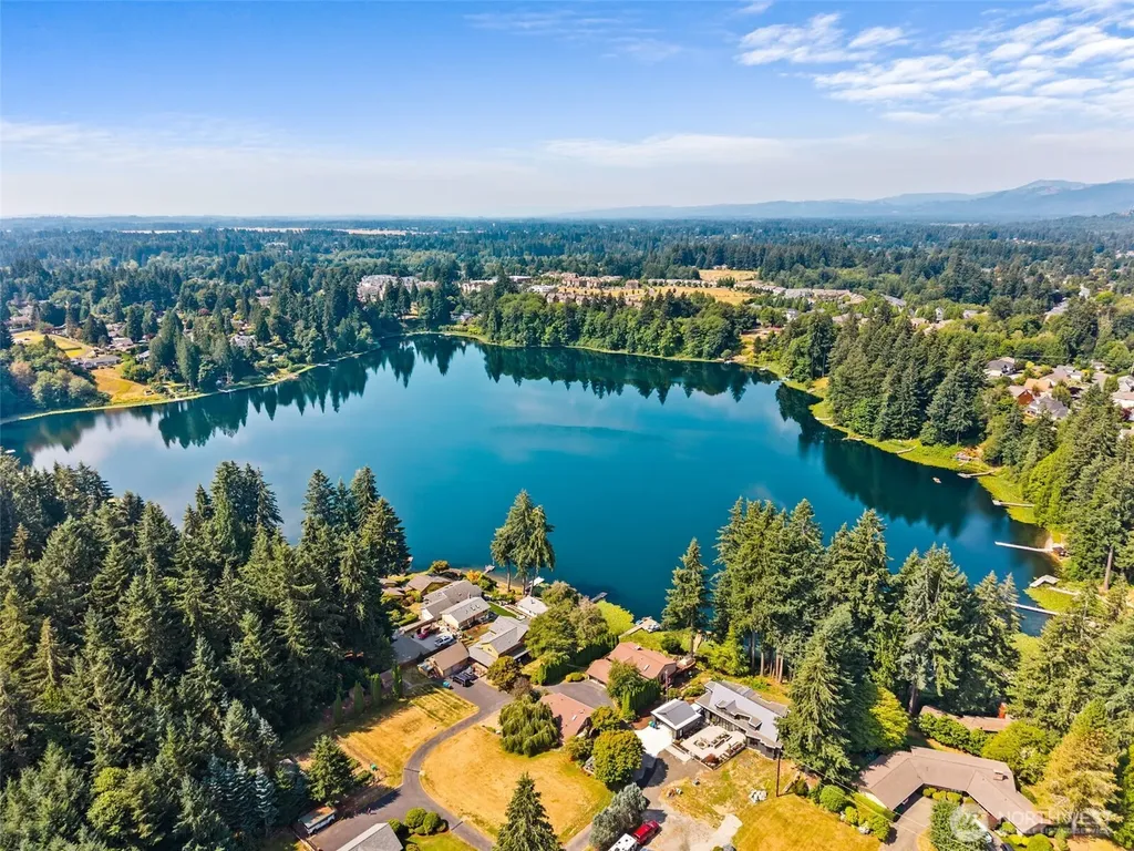 2126 Log Cabin Road SE Olympia WA 98501