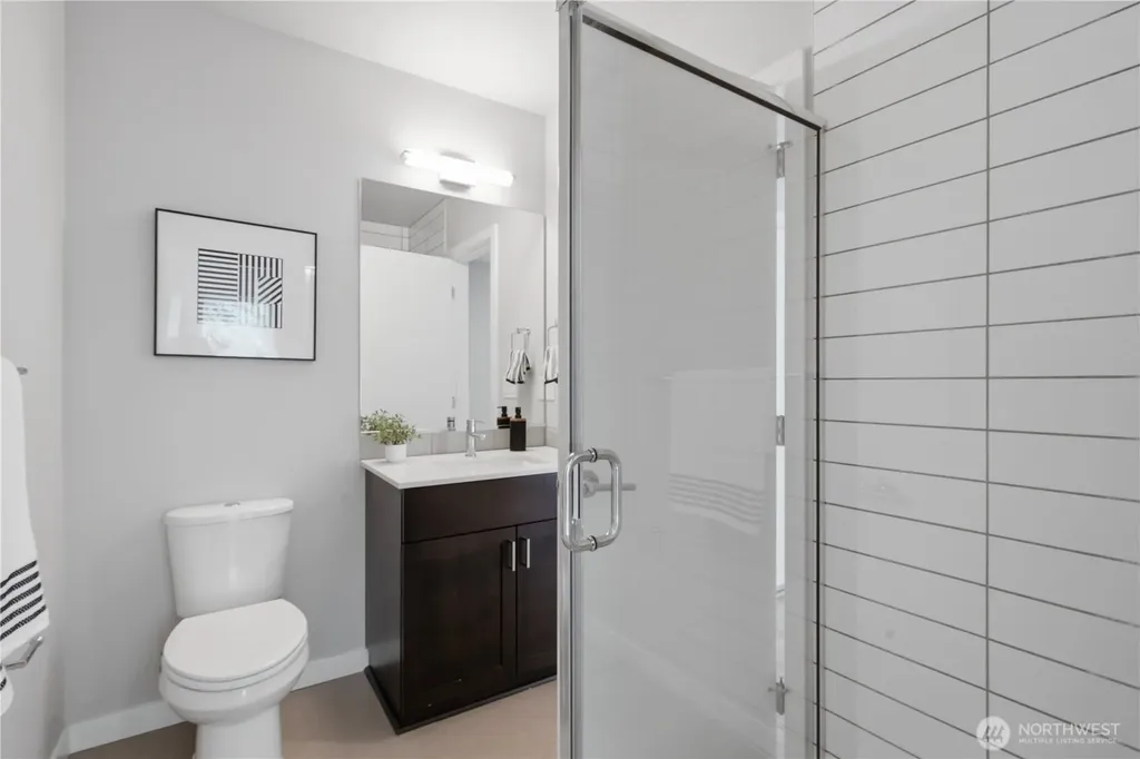 8605 21st Place NE Seattle WA 98115