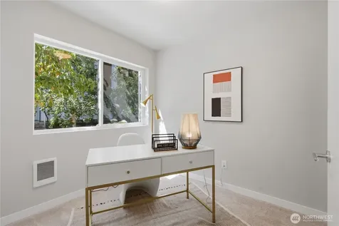 8605 21st Place NE Seattle WA 98115