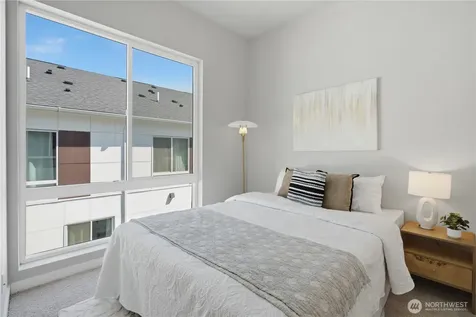 8605 21st Place NE Seattle WA 98115