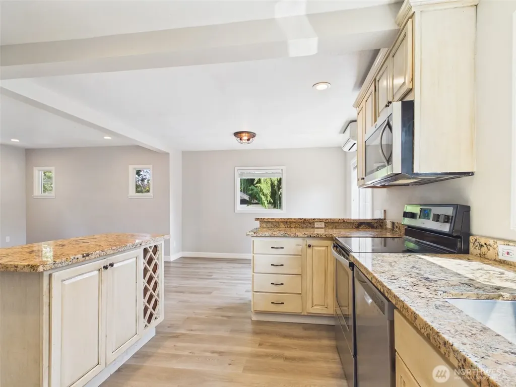 2906 16th Street Everett WA 98201