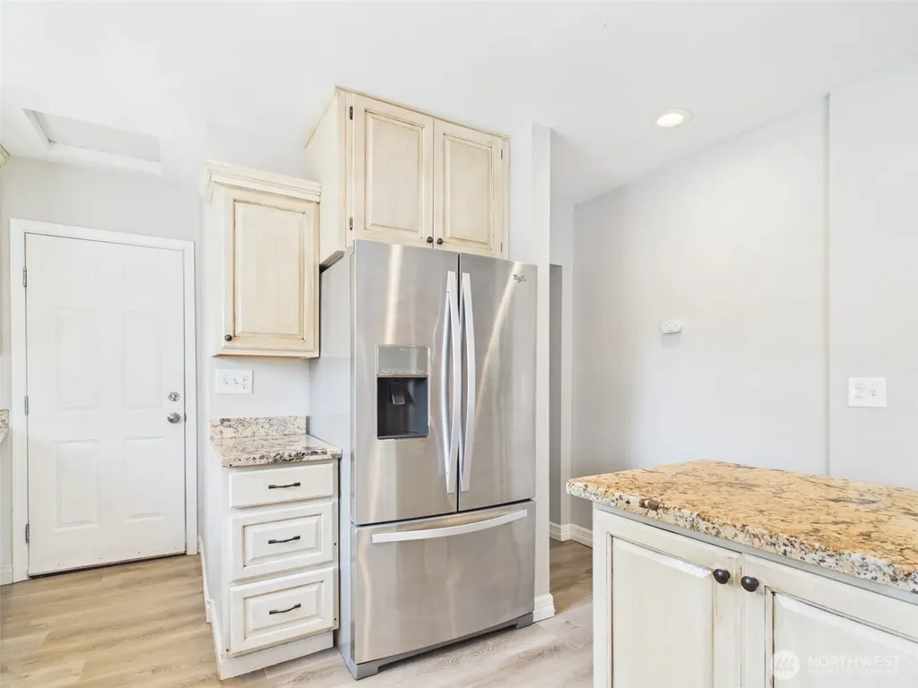 2906 16th Street Everett WA 98201