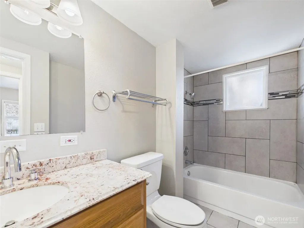 2906 16th Street Everett WA 98201