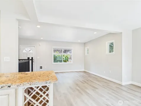 2906 16th Street Everett WA 98201