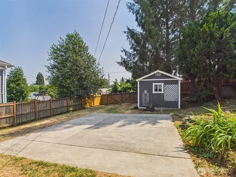 2906 16th Street Everett WA 98201