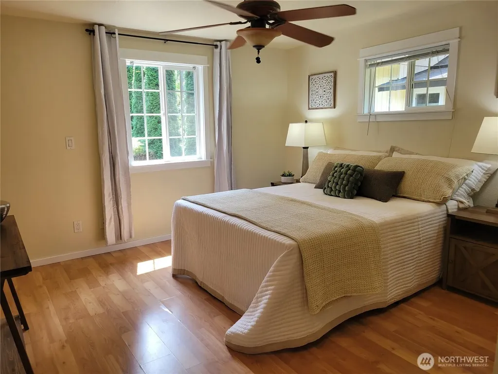 4975 David Road NW Bremerton WA 98312