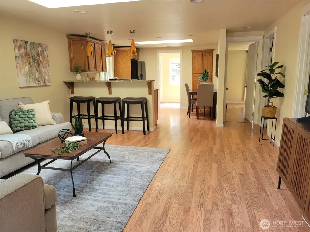4975 David Road NW Bremerton WA 98312