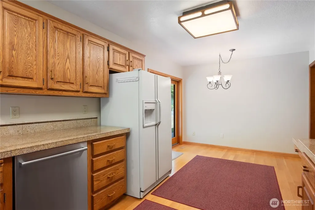 2646 Maplewood Drive Longview WA 98632