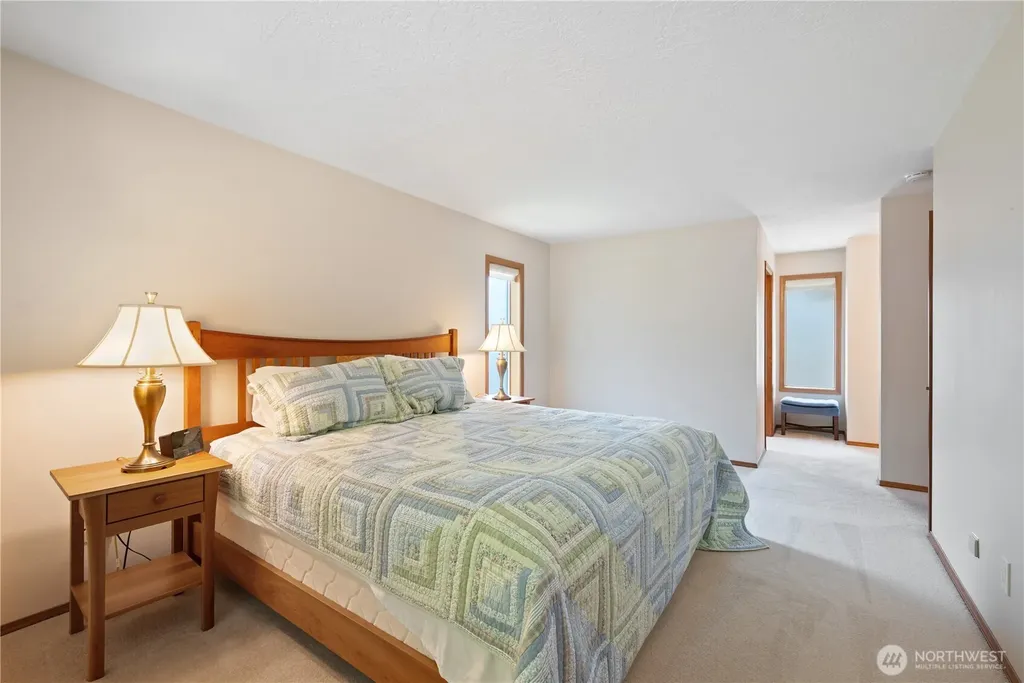 2646 Maplewood Drive Longview WA 98632