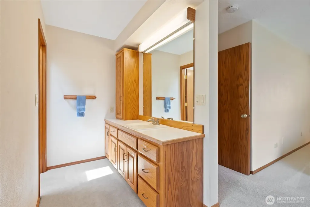 2646 Maplewood Drive Longview WA 98632