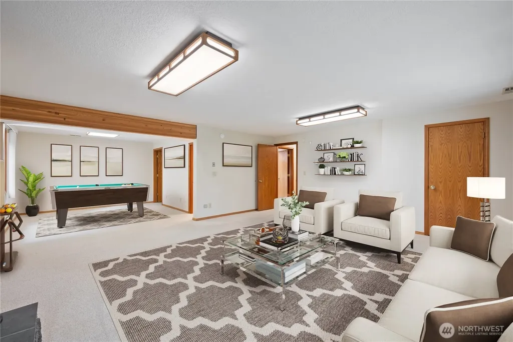 2646 Maplewood Drive Longview WA 98632