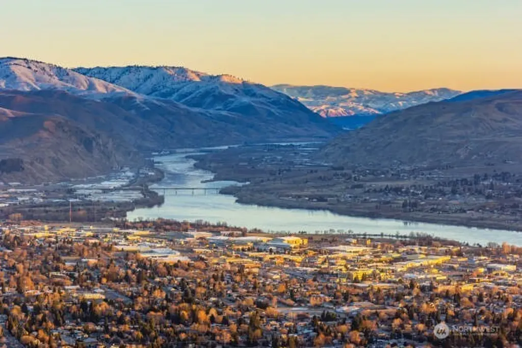 1210 N Wenatchee Avenue Wenatchee WA 98801